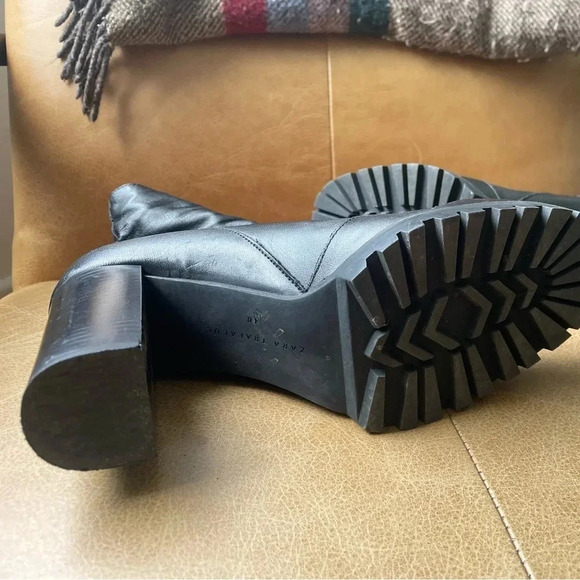 ZARA Black Leather Zip Lug Sock Boot 9 40 - Picture 4 of 6